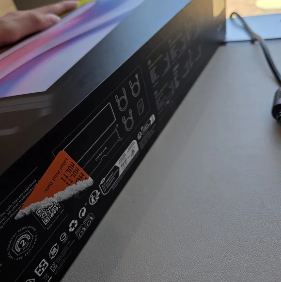 CORSAIR Xeneon Edge 14.5" Screen Touchscreen Display - Picture 3 of 8